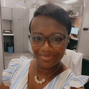 Meet your Posher, Taniesha